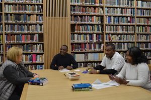 Students having a supervision in Wesley library